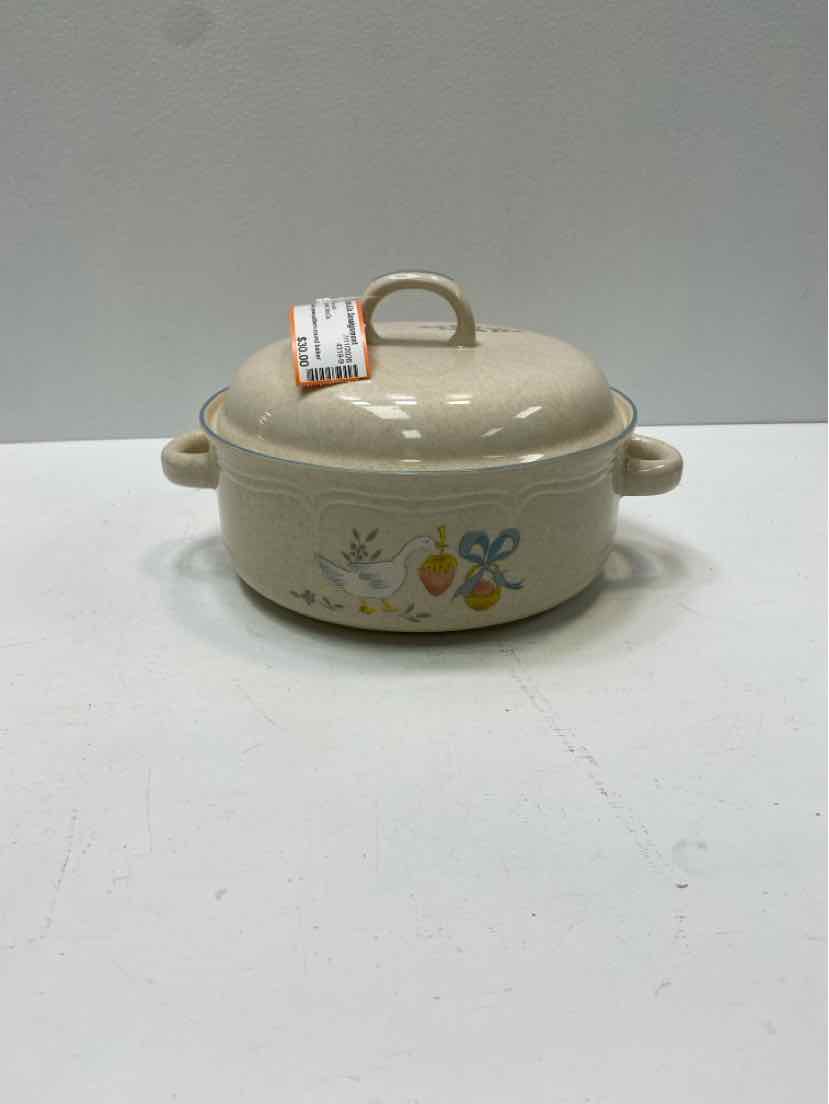 International China Co. casserole dish