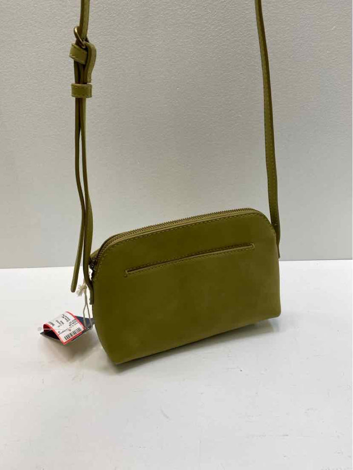 Universal Thread Crossbody