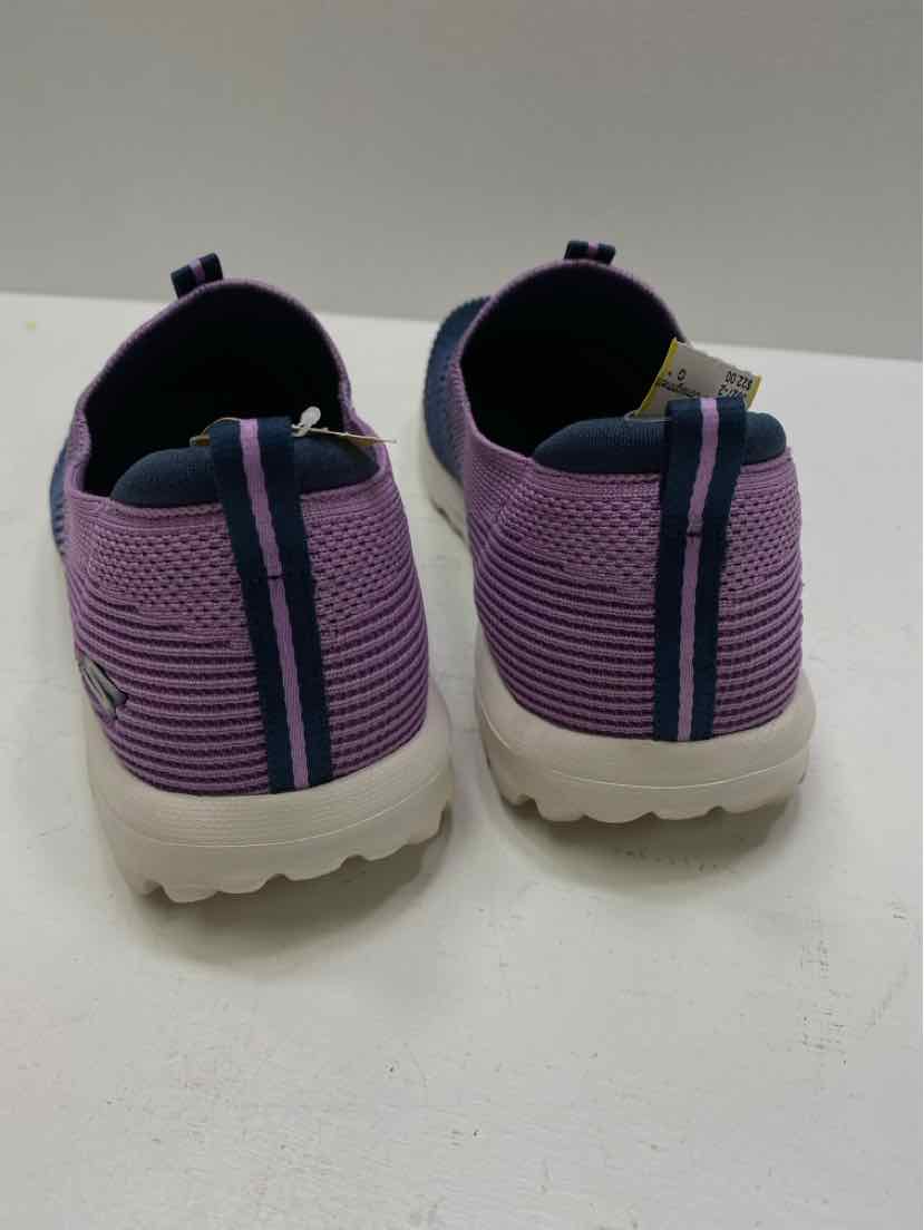 Skechers 9.5 slip on