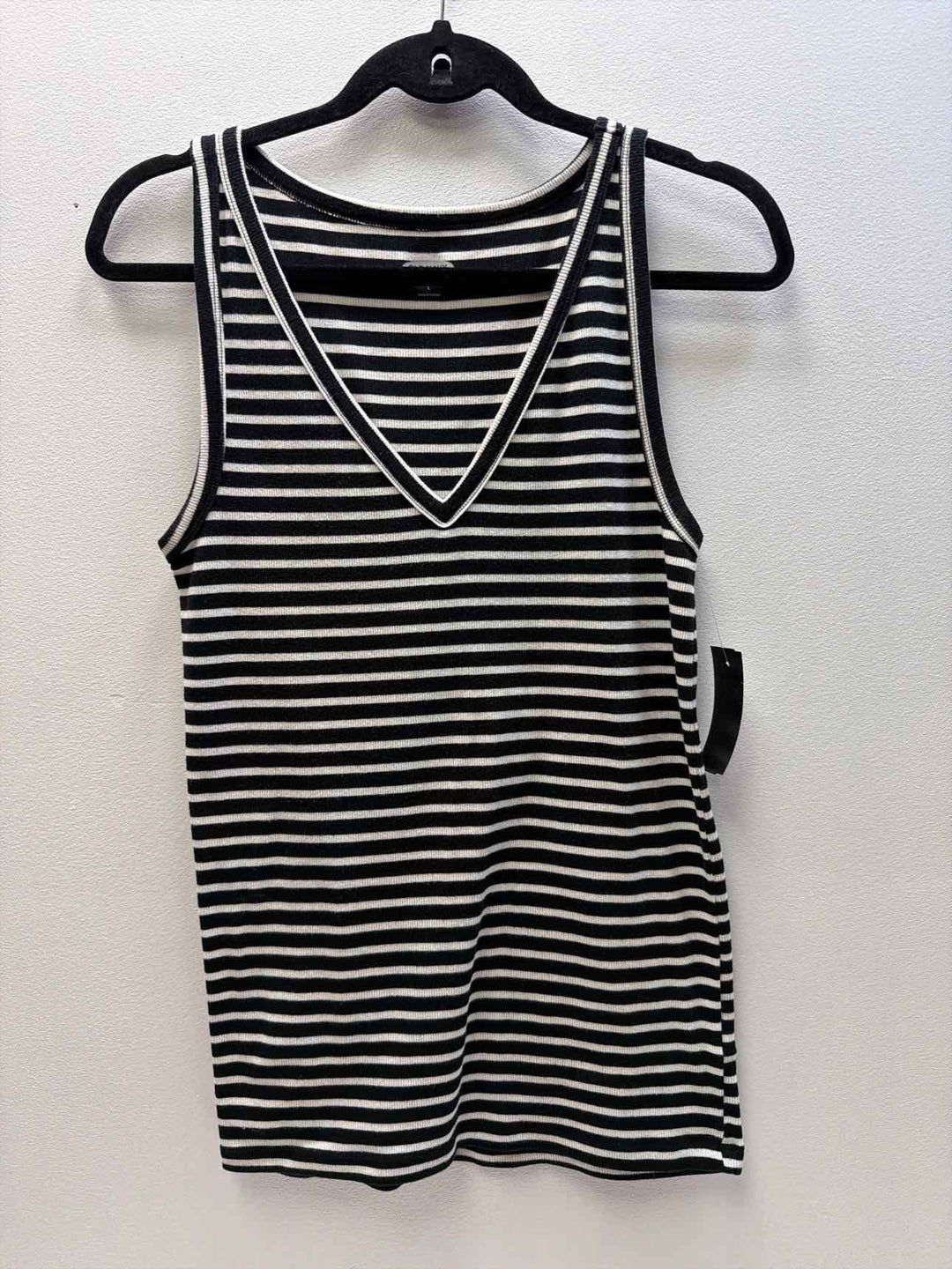 Old Navy Size L Tank Top