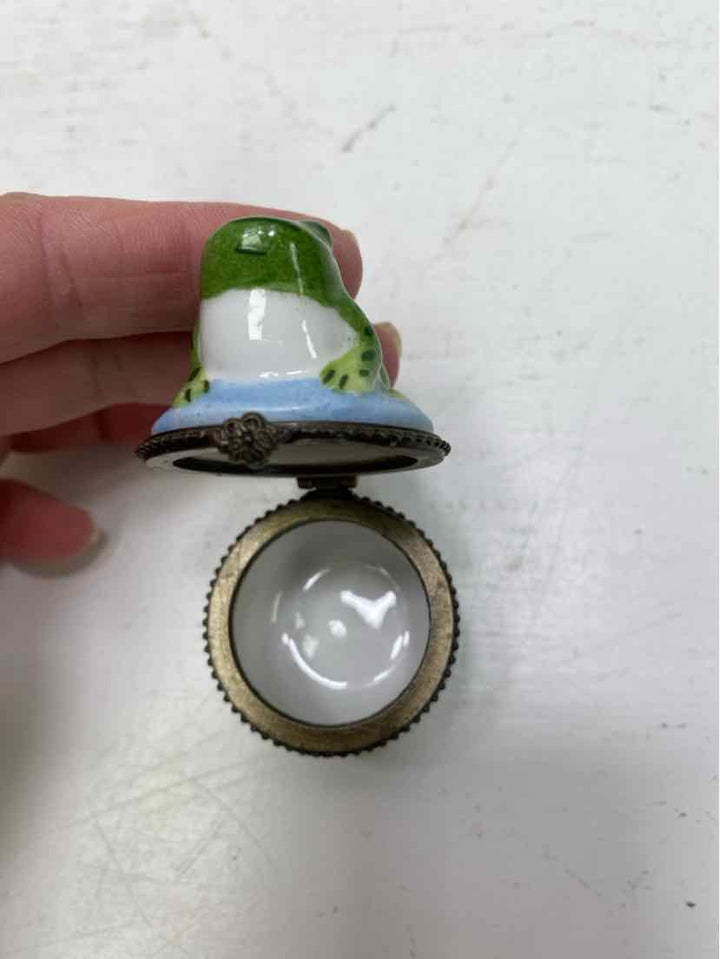 Trinket box