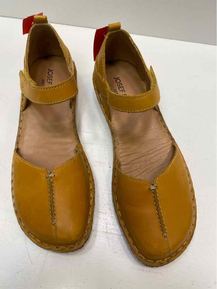 Joseph Seibel 9.5/10 Mary Janes