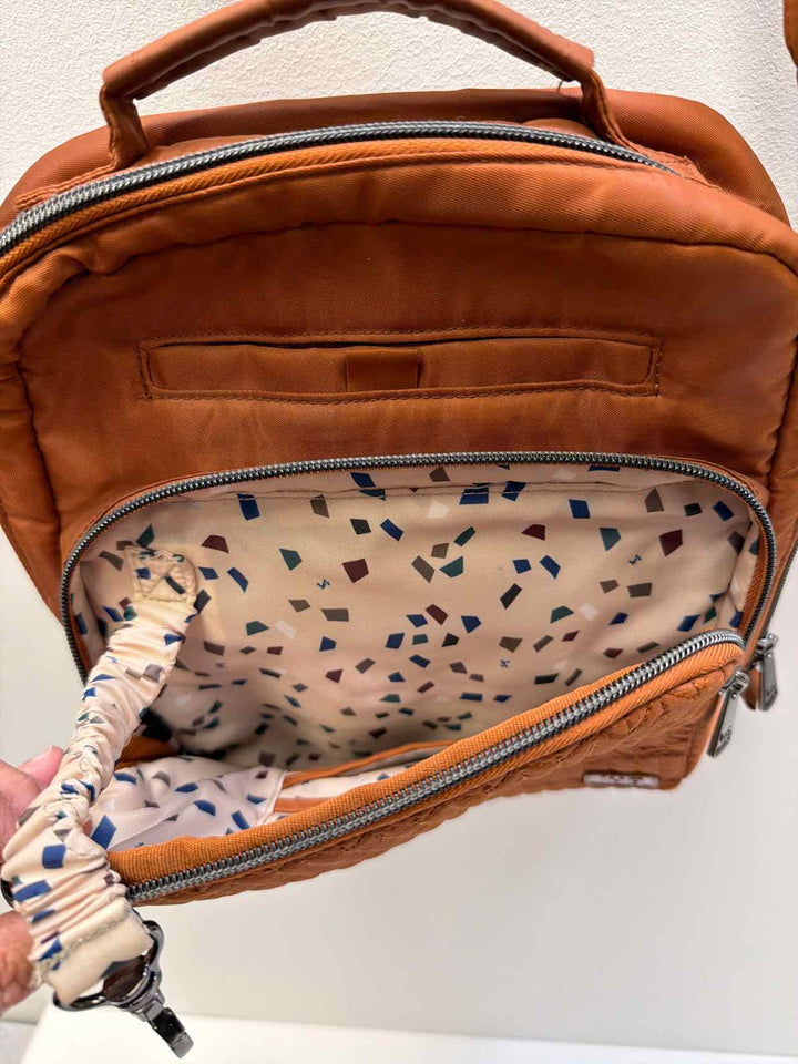 LUG Crossbody
