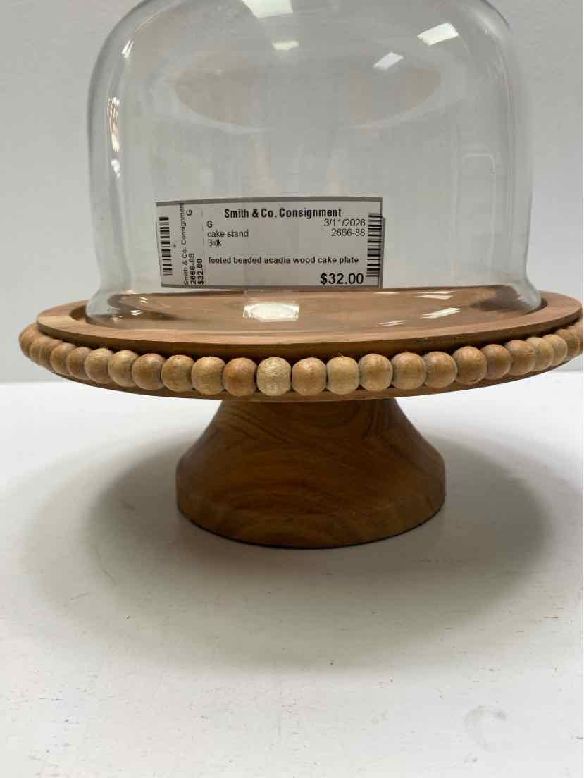 Bidk cake stand