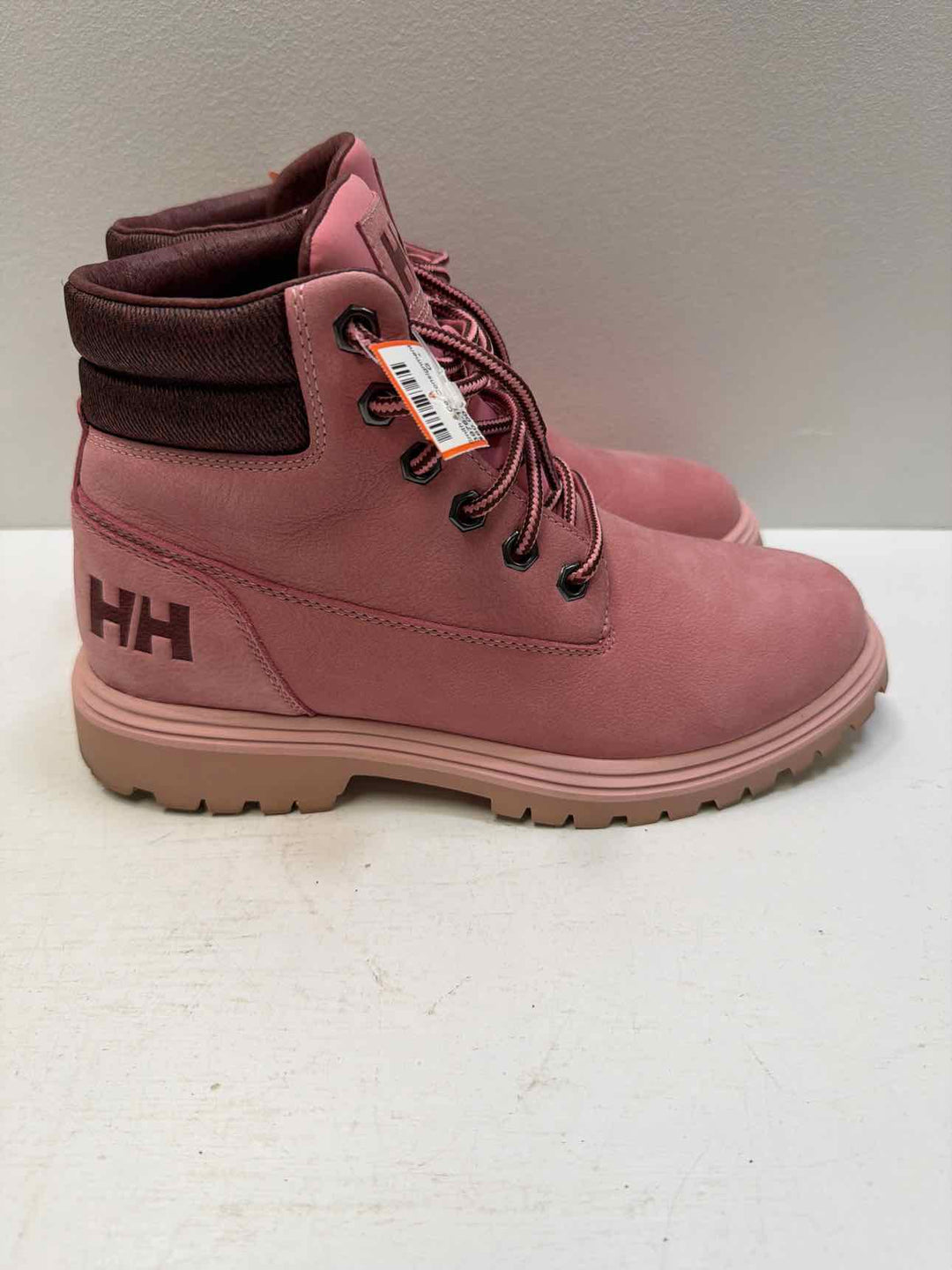 Helly Hansen 8.5 Boots