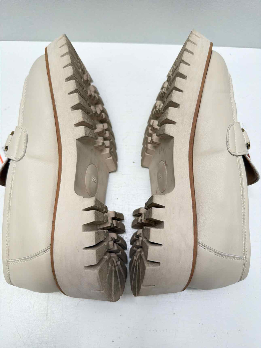 MACNMEUU 7 Loafers