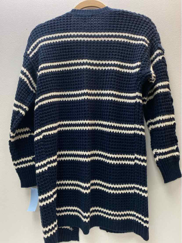 Moral Society Size M Cardigan