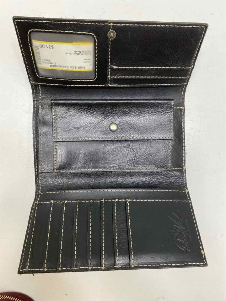 Patricia Nash Wallet
