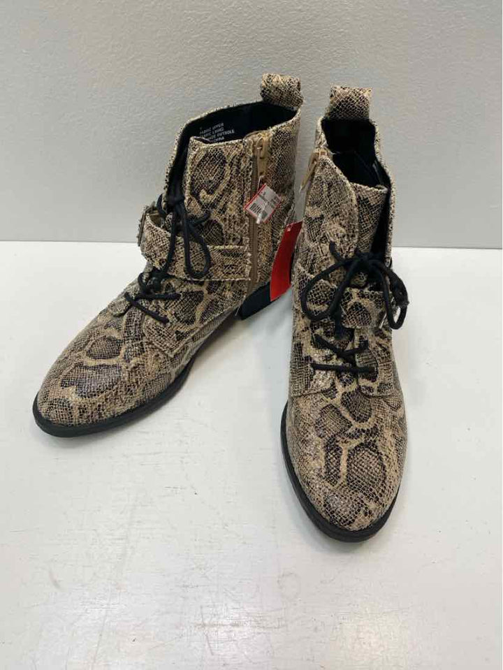 express 7 Booties
