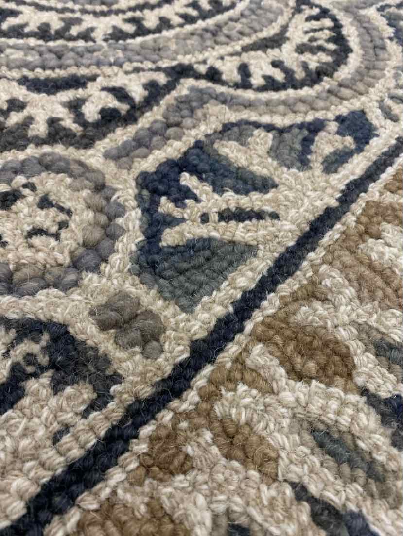 Rug