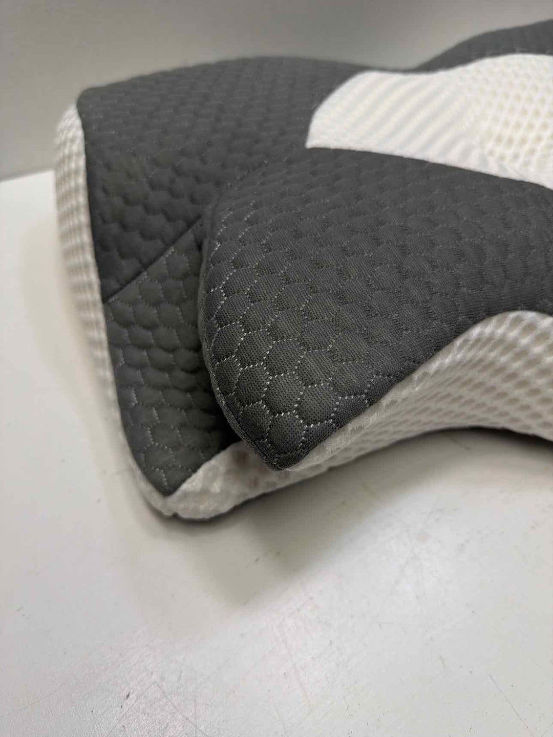 Elviros PILLOW