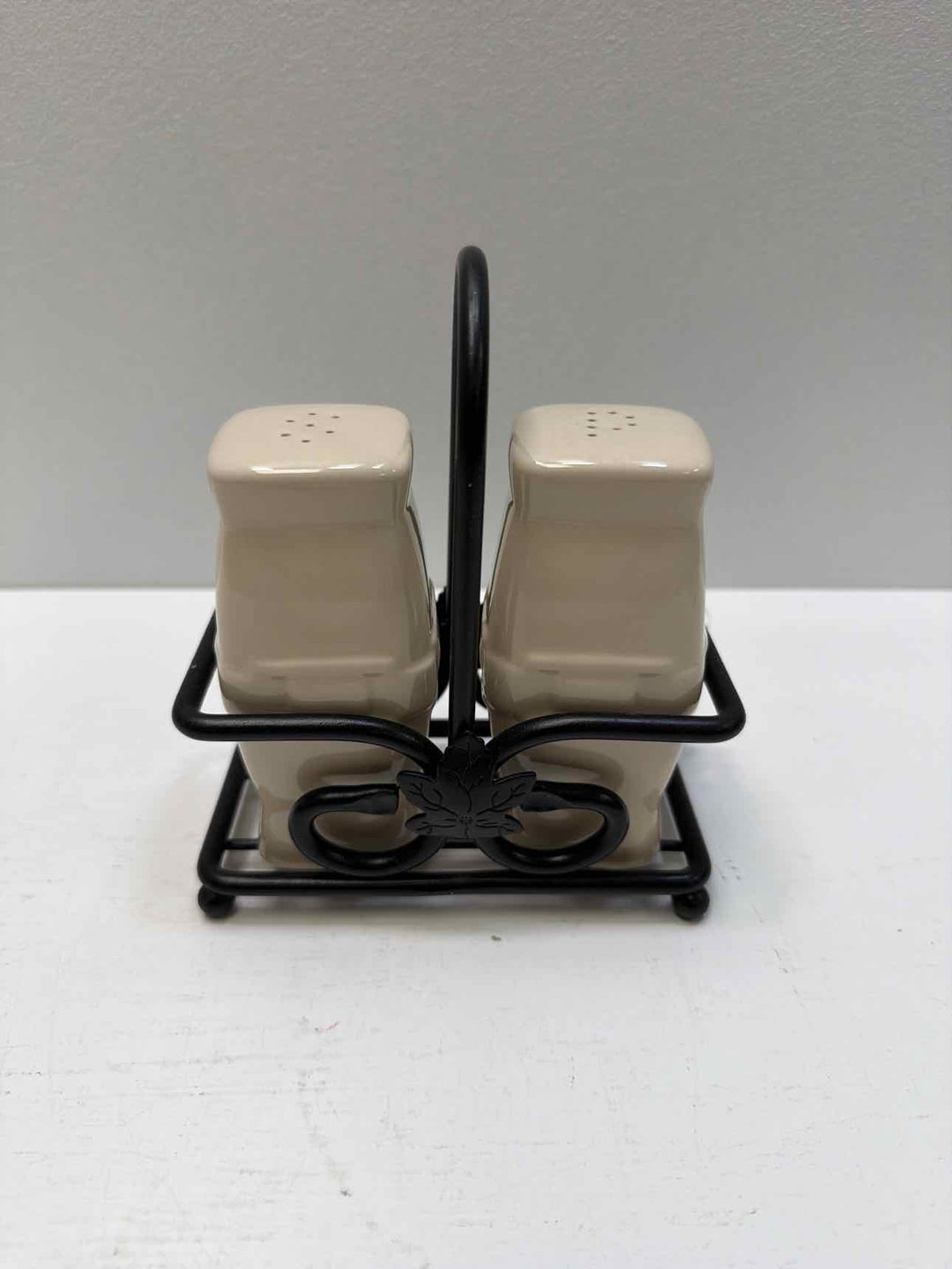 longaberger Salt & Pepper