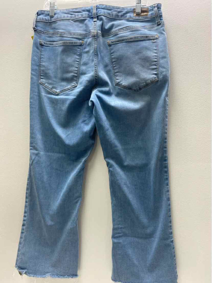 CROWN & IVY Size 12? Jeans