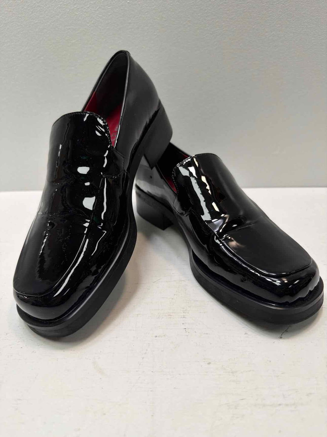 franco sarto dress shoes L-Destin Gold SY Whether youre heading to a work meeting or brunch with friends Shoes Flats By Franco Sarto