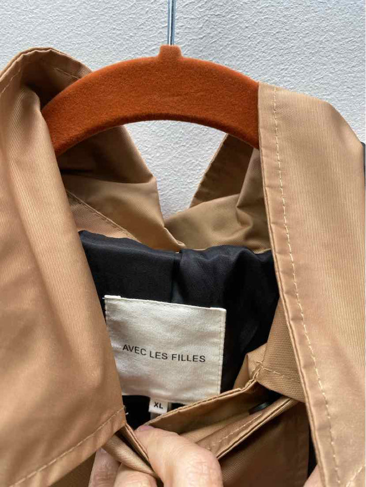 Avec les Filles Size XL Misc. Coat