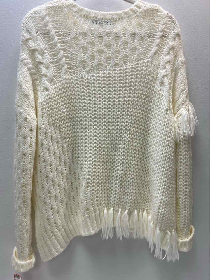 Cupcakes & Cashmere Size M Sweater