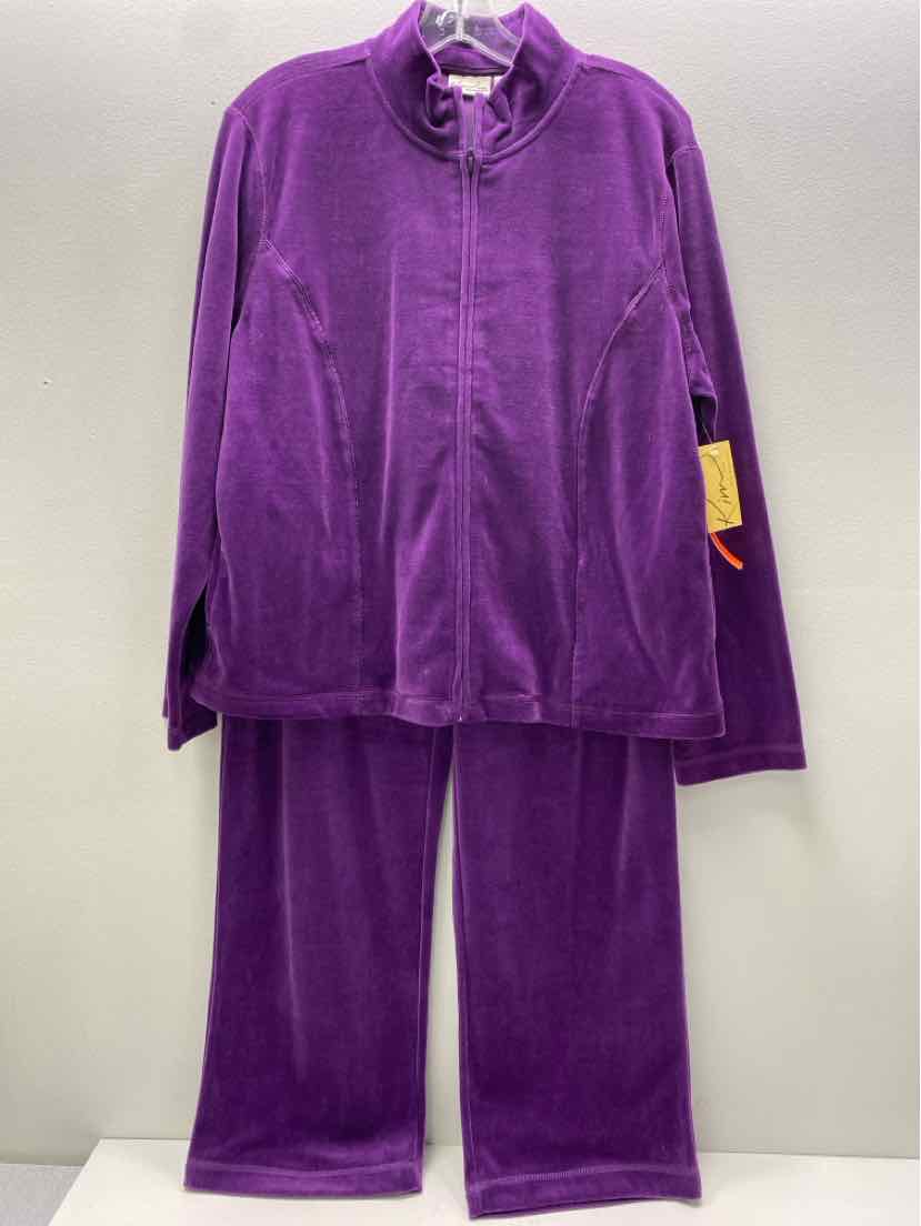 Kim Rogers TOP AND PANT SET