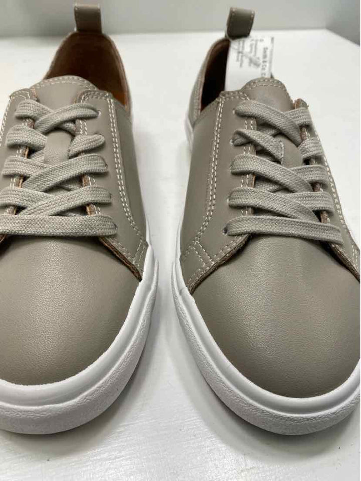 Lucky Brand 6 Sneakers