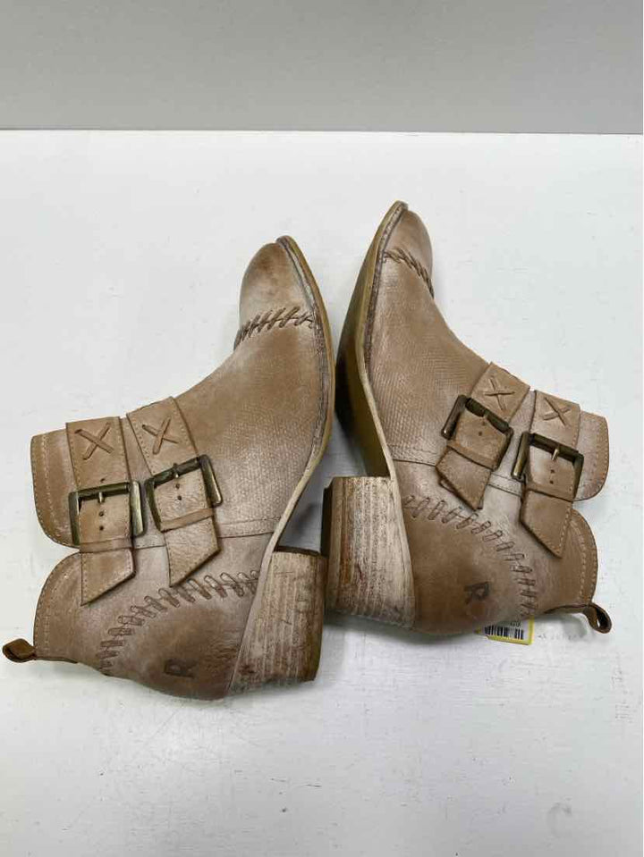 Roan by Bedstu 7.5 Booties