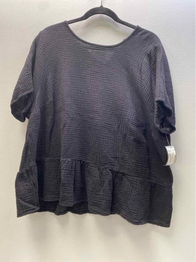 TORRID Size 2 Blouse