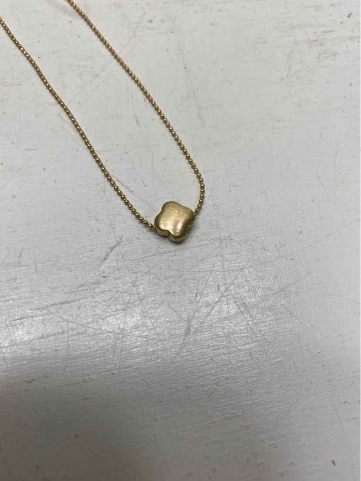 accent prone Necklace