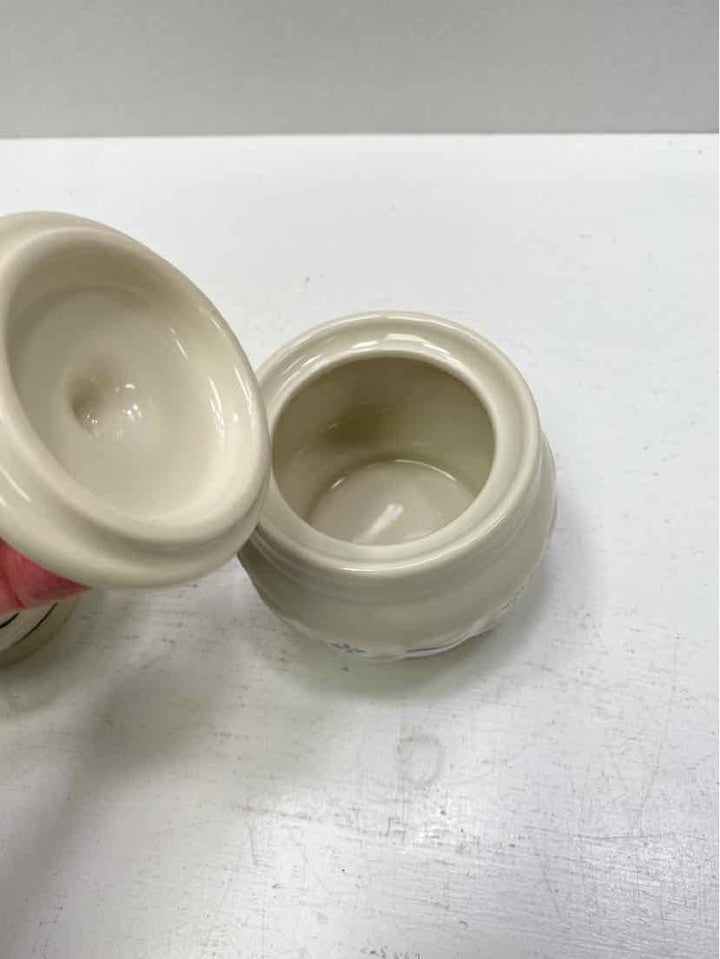 longaberger cream and sugar set