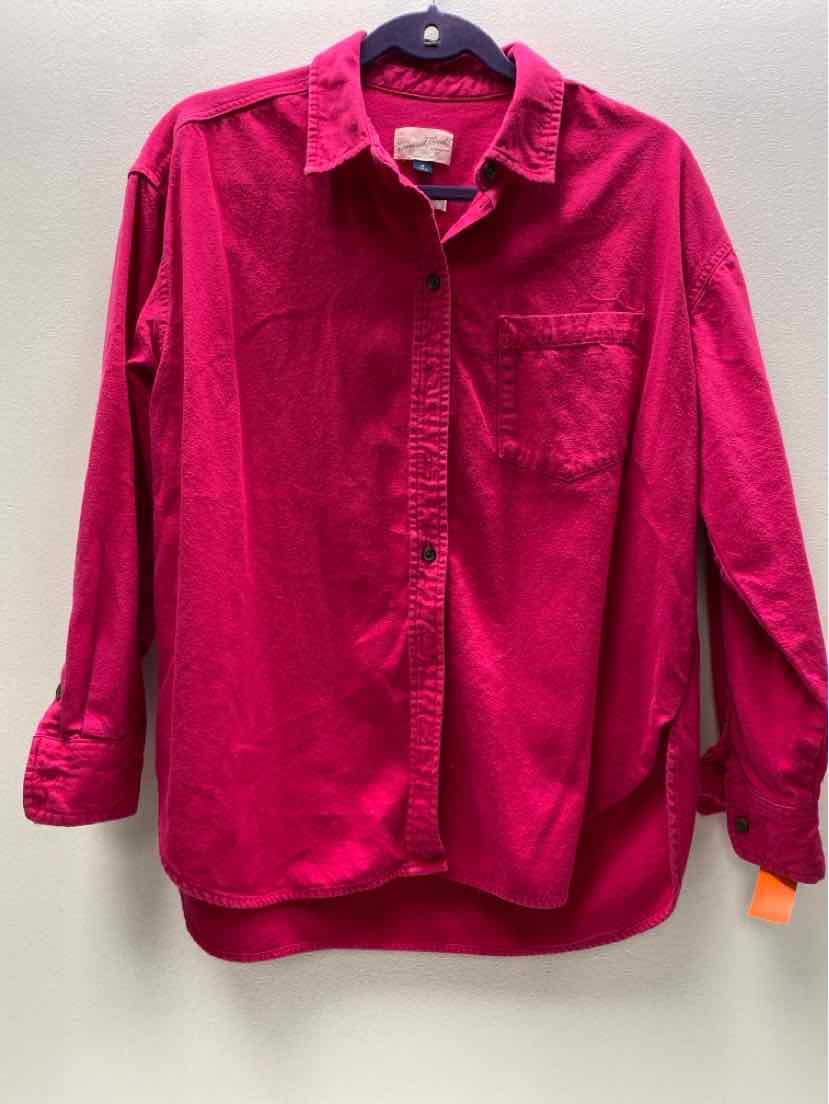 Universal Thread Size M Blouse