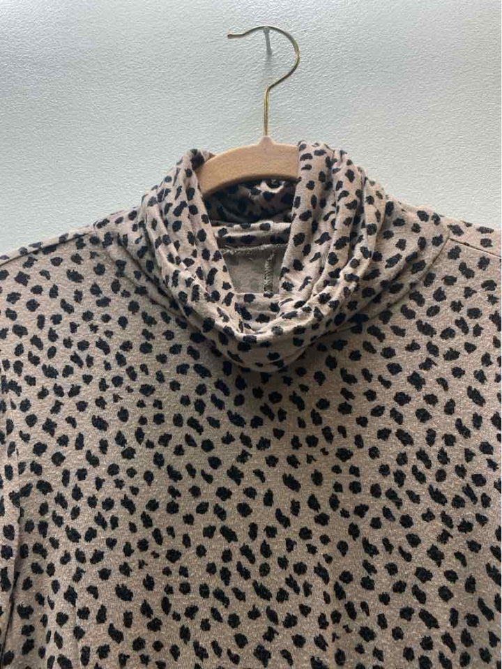 Apt 9 Size L Turtleneck