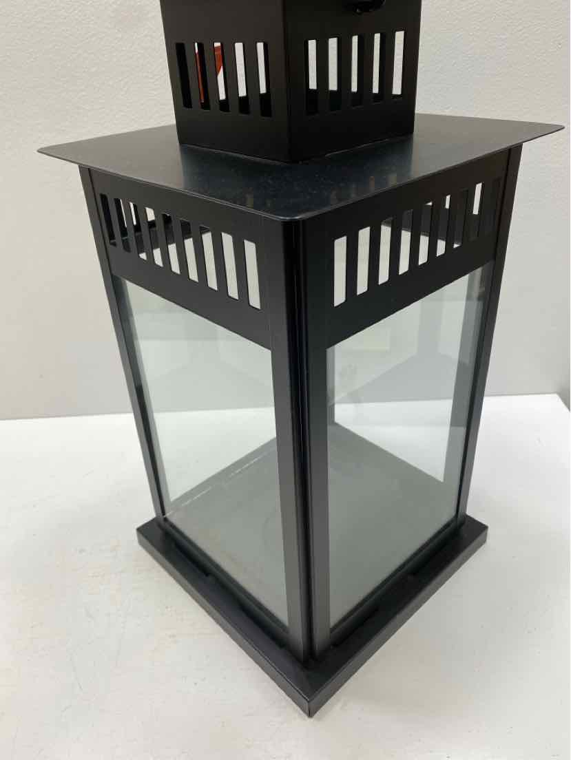 Candle holder