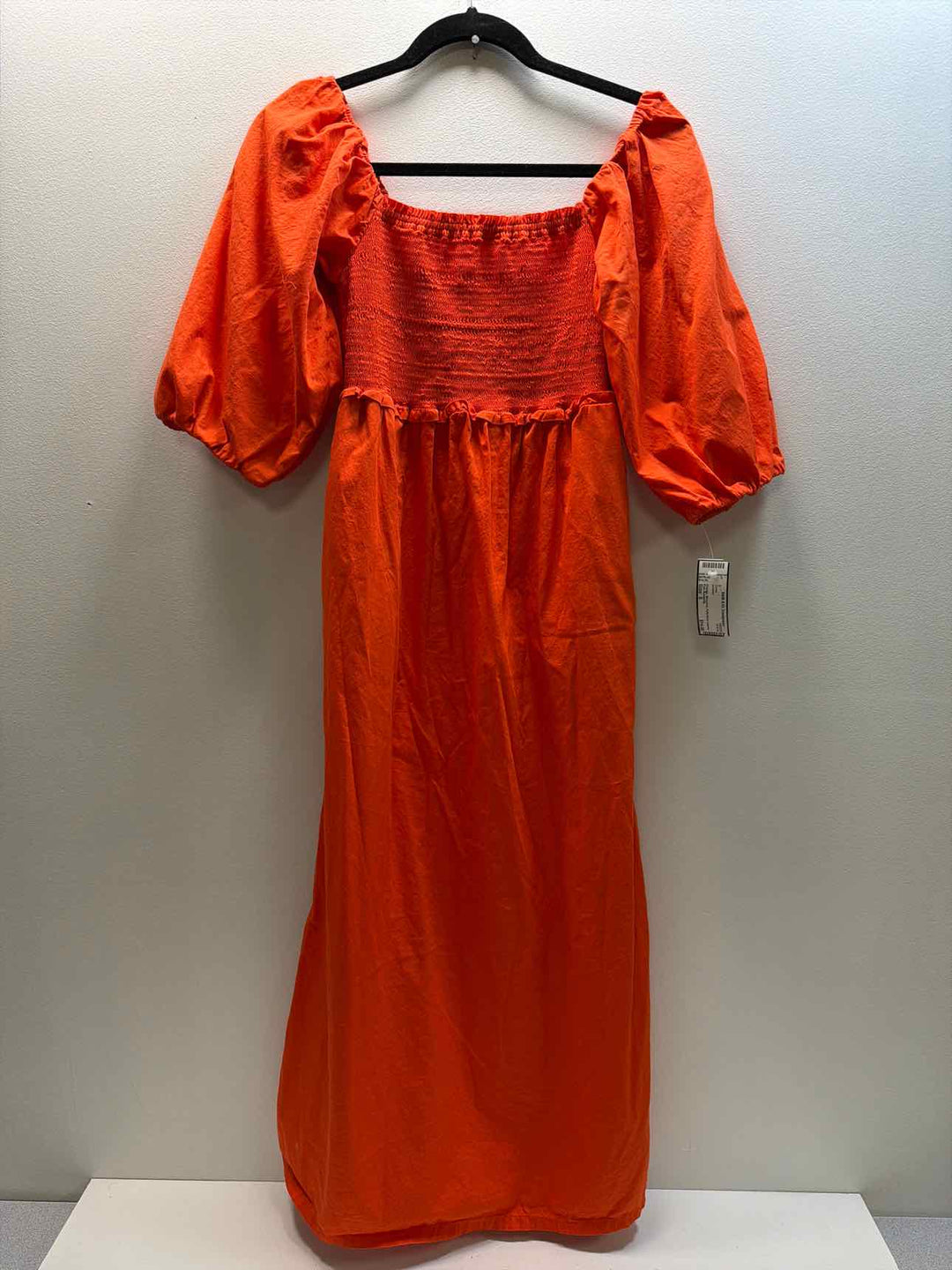 Free Assembly Size S Dress – Smith and Company Consignment