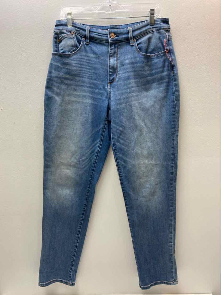 Chicos Size 6 Jeans