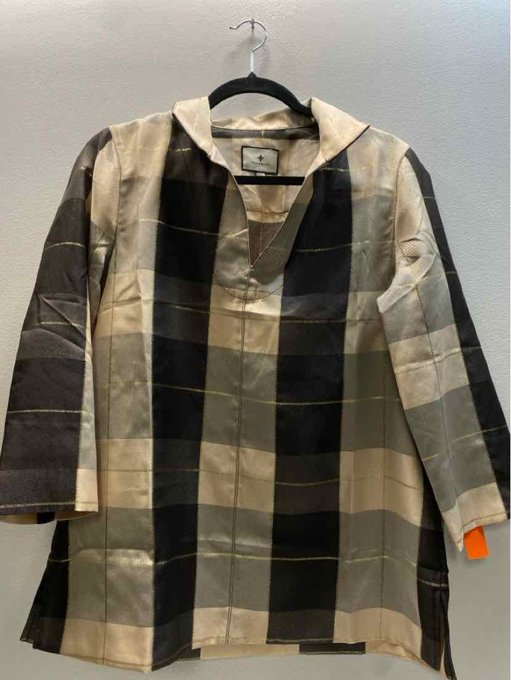 Tuckernuck Size M Blouse