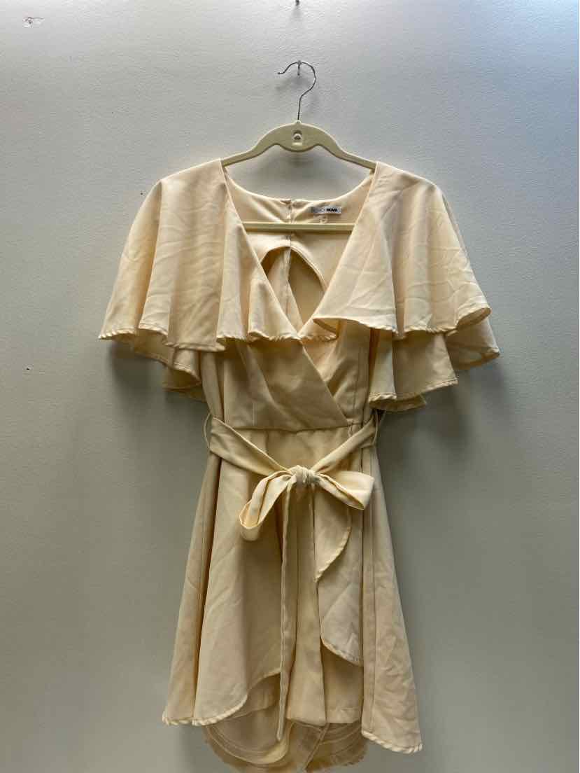 fashion nova Size M Dress