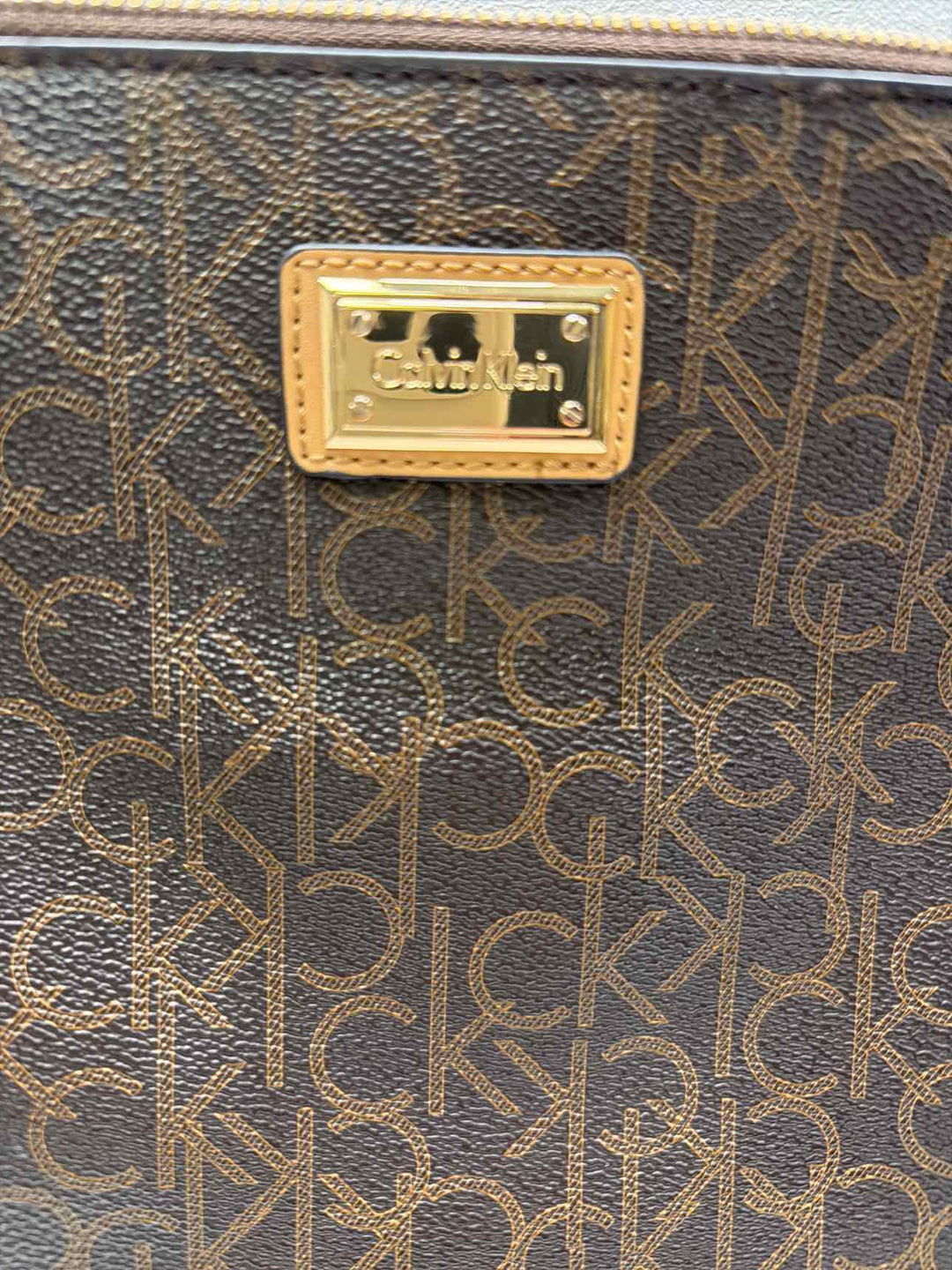 Calvin Klein Crossbody