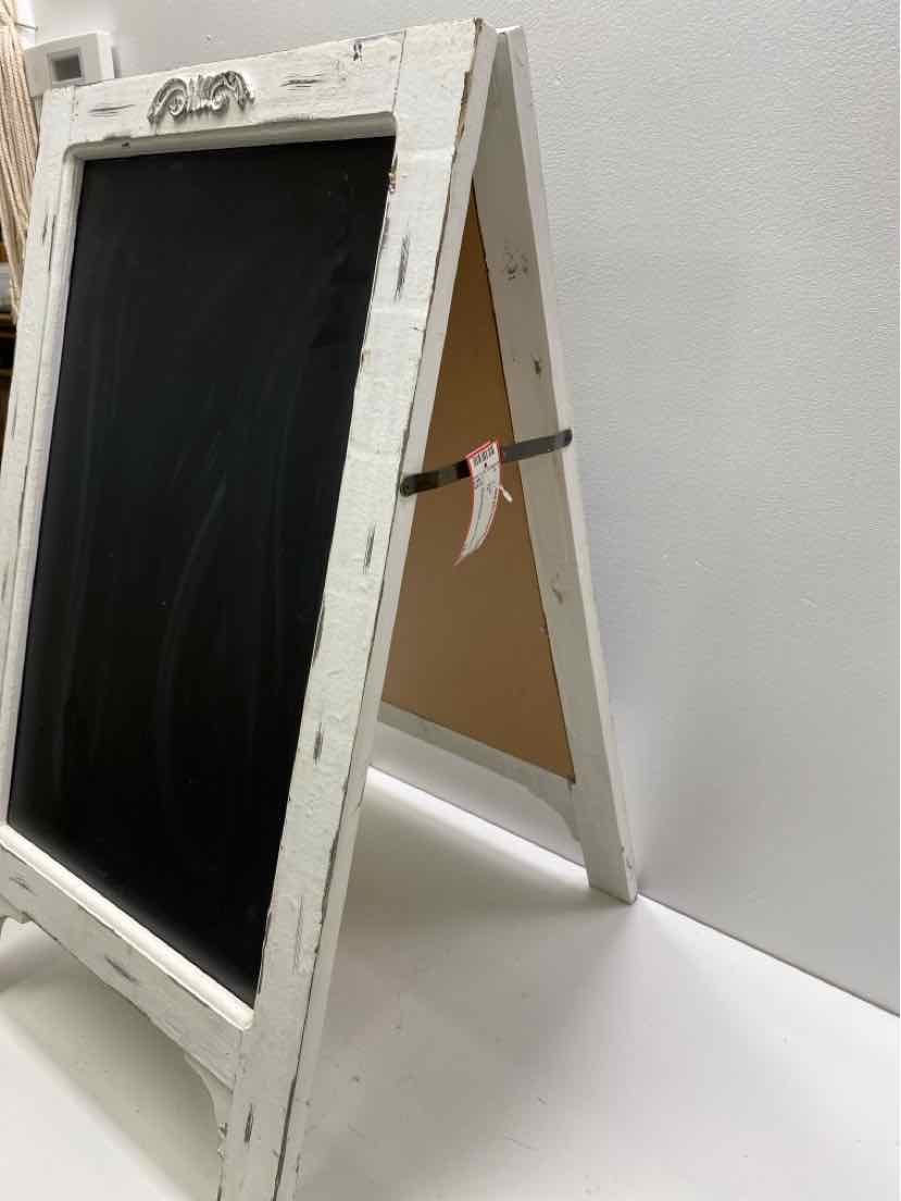 Easel