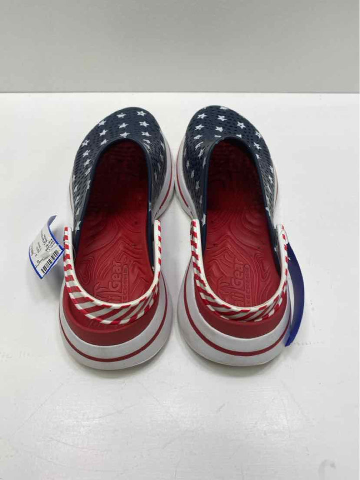 Skechers 9 slip on