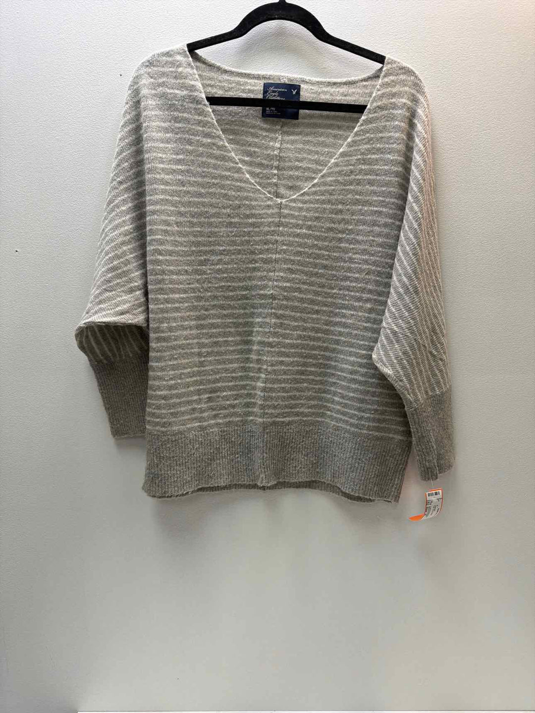 American Eagle Size XL Sweater