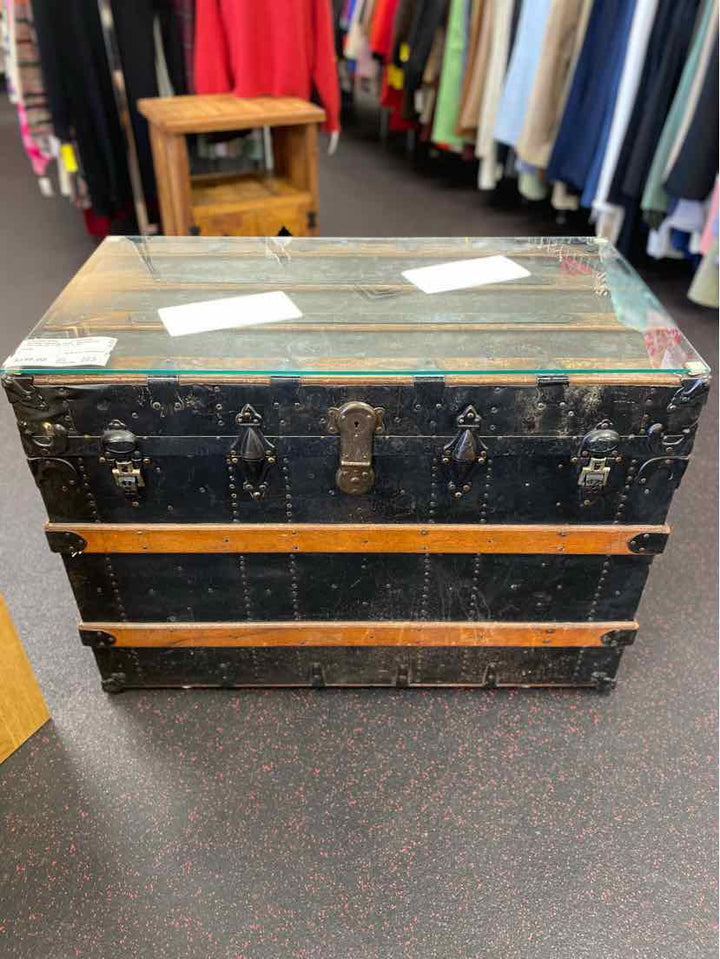 Reading Trunk Factory Trunk