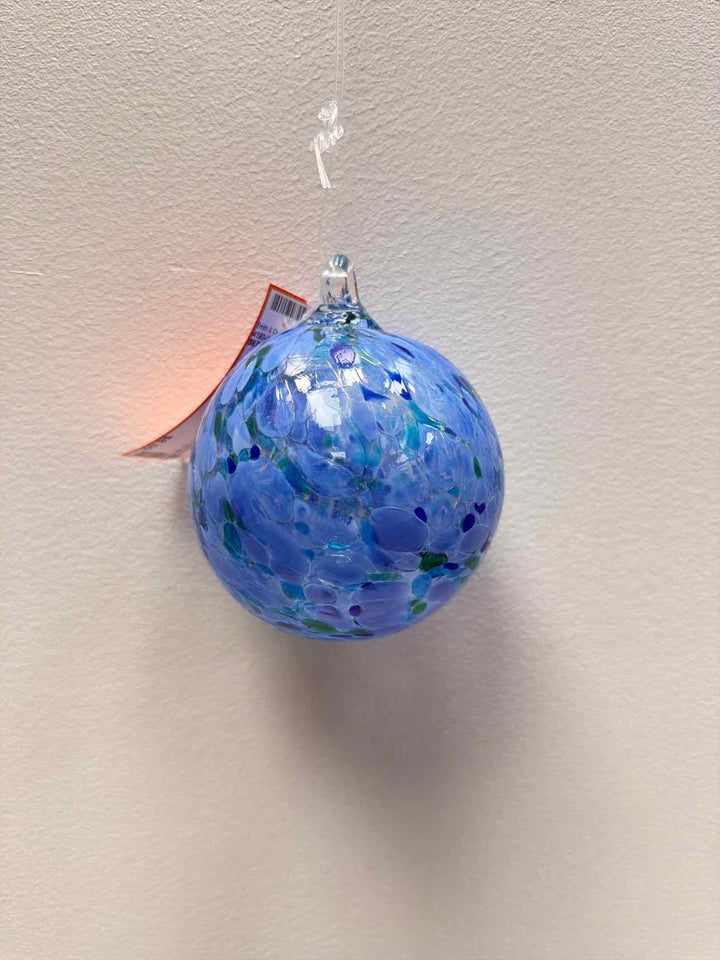 DECORATIVE BALLS