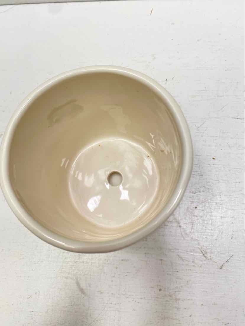 Rae Dunn Planter