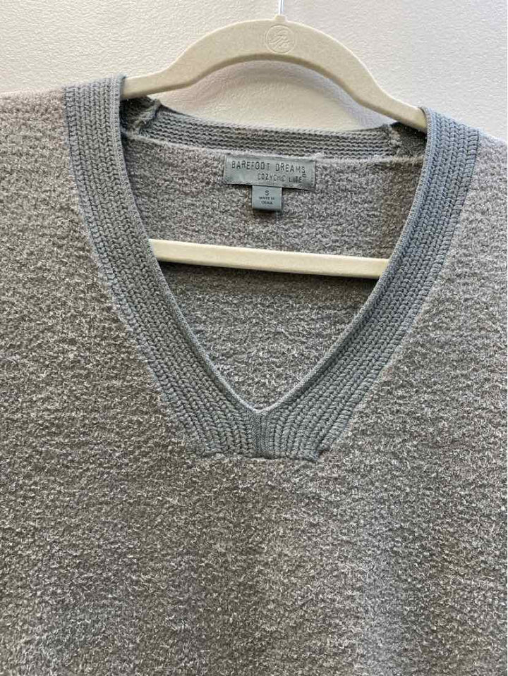 barefoot dreams Size S Sweater