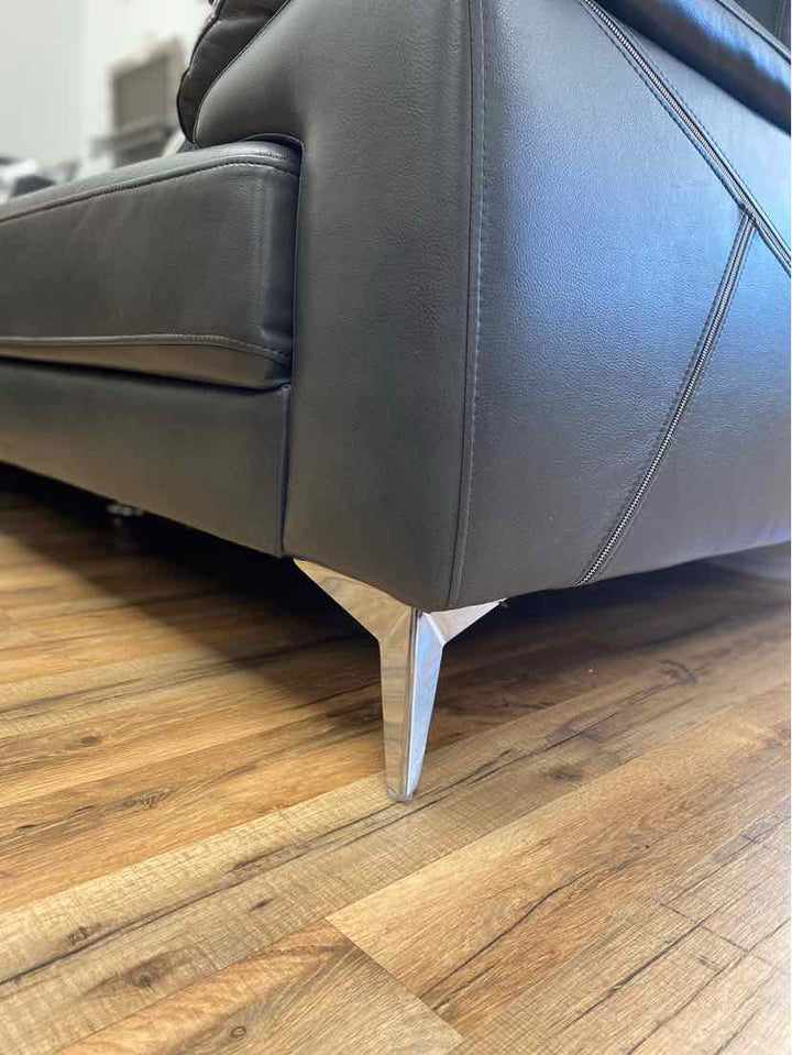 ASHLEY Sofa