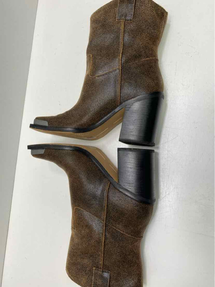 dolce vita 8/8.5 Boots