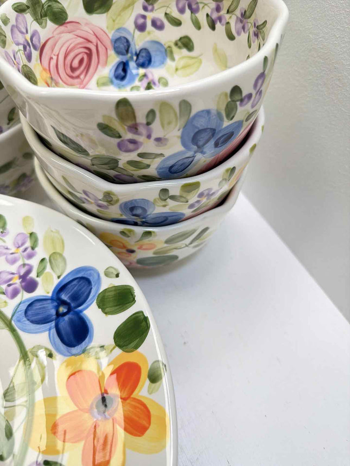 Mariams garden dish set