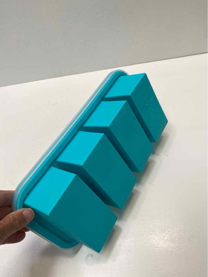 Container