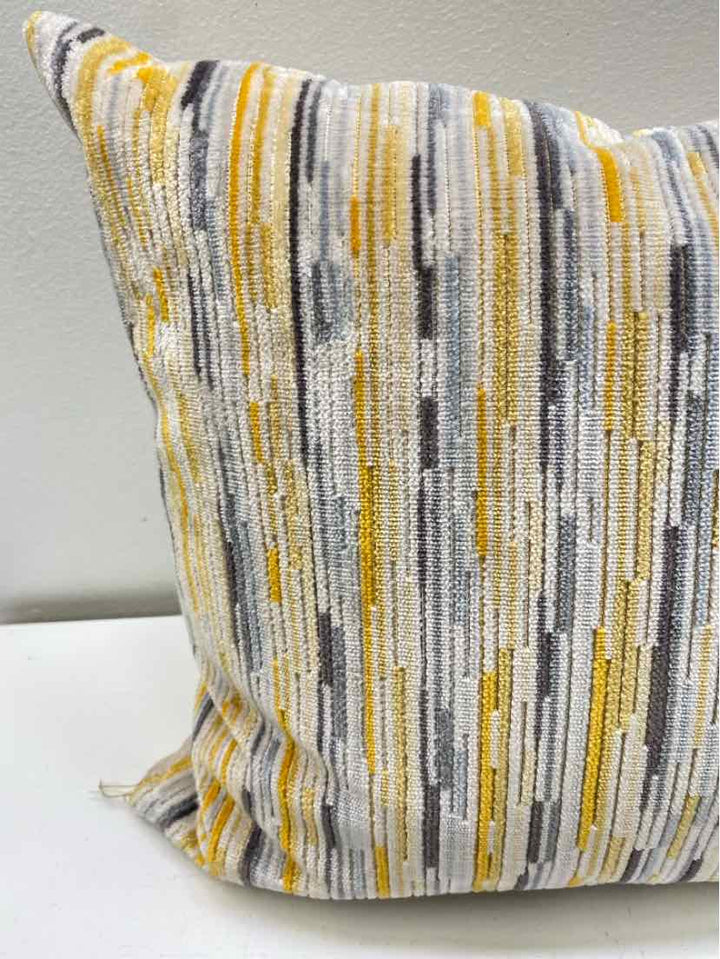 throw pillow