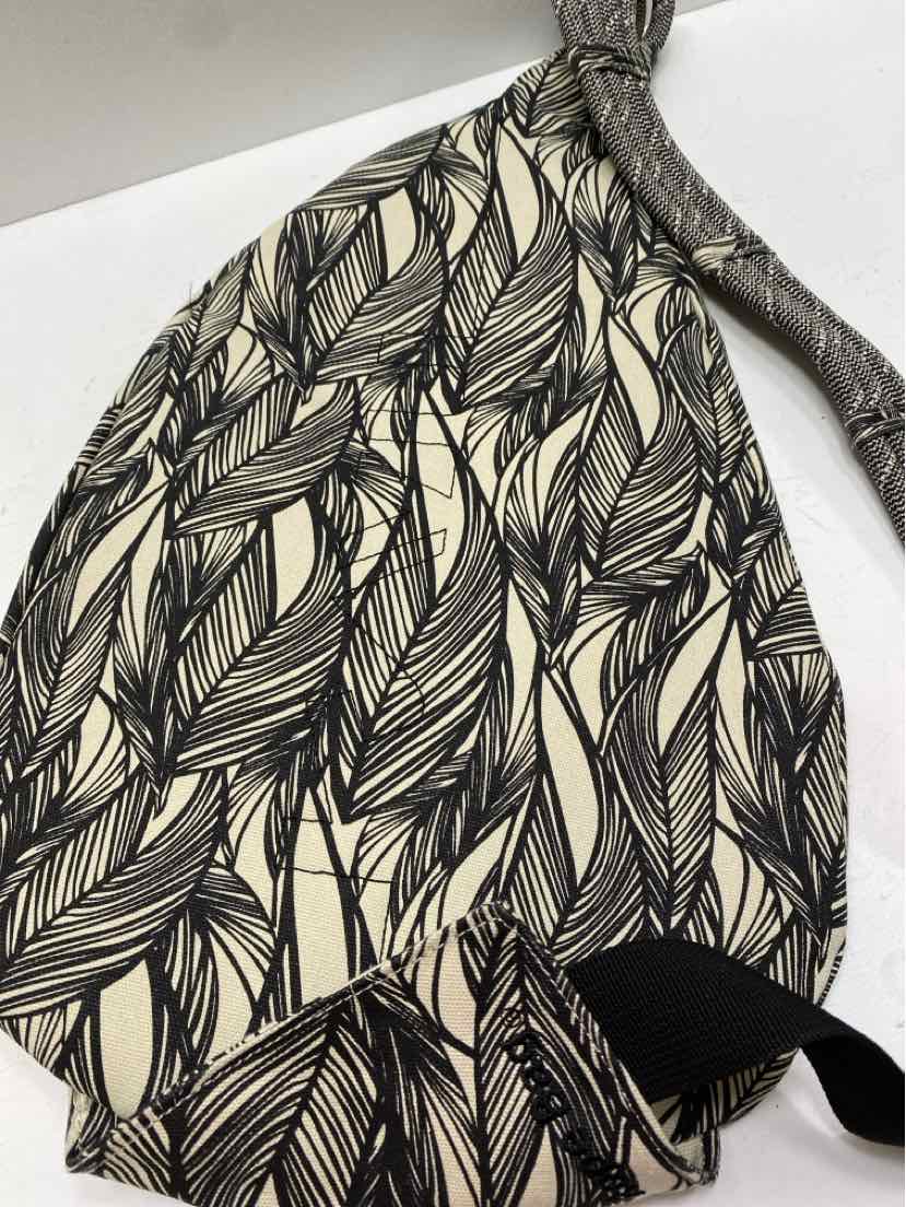 Kavu Sling Bag