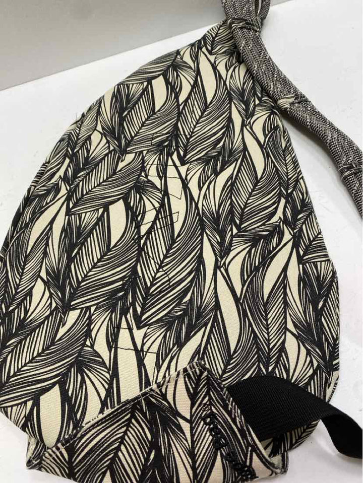 Kavu Sling Bag