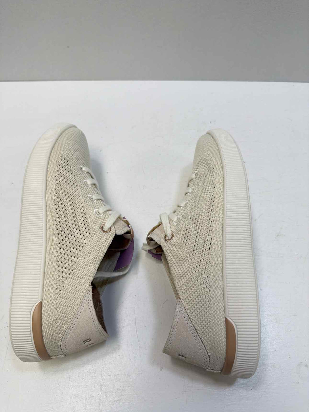 reef 8.5 Sneakers