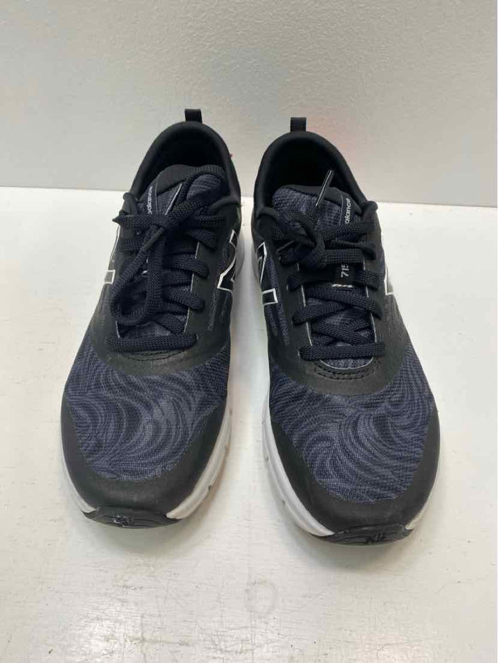 New Balance 6.5 Sneakers